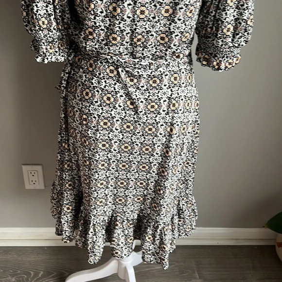 NEW Boden Ruffle Wrap Jersey Mini Dress Black, Opulent Pome - Picture 7 of 11